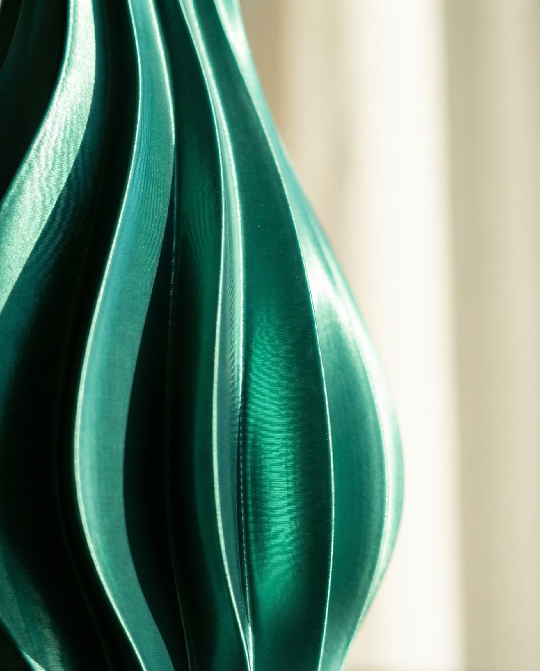 Obsidian 2 - Vasevo, modern vaze Hrvatska, ekološke 3D printane vaze